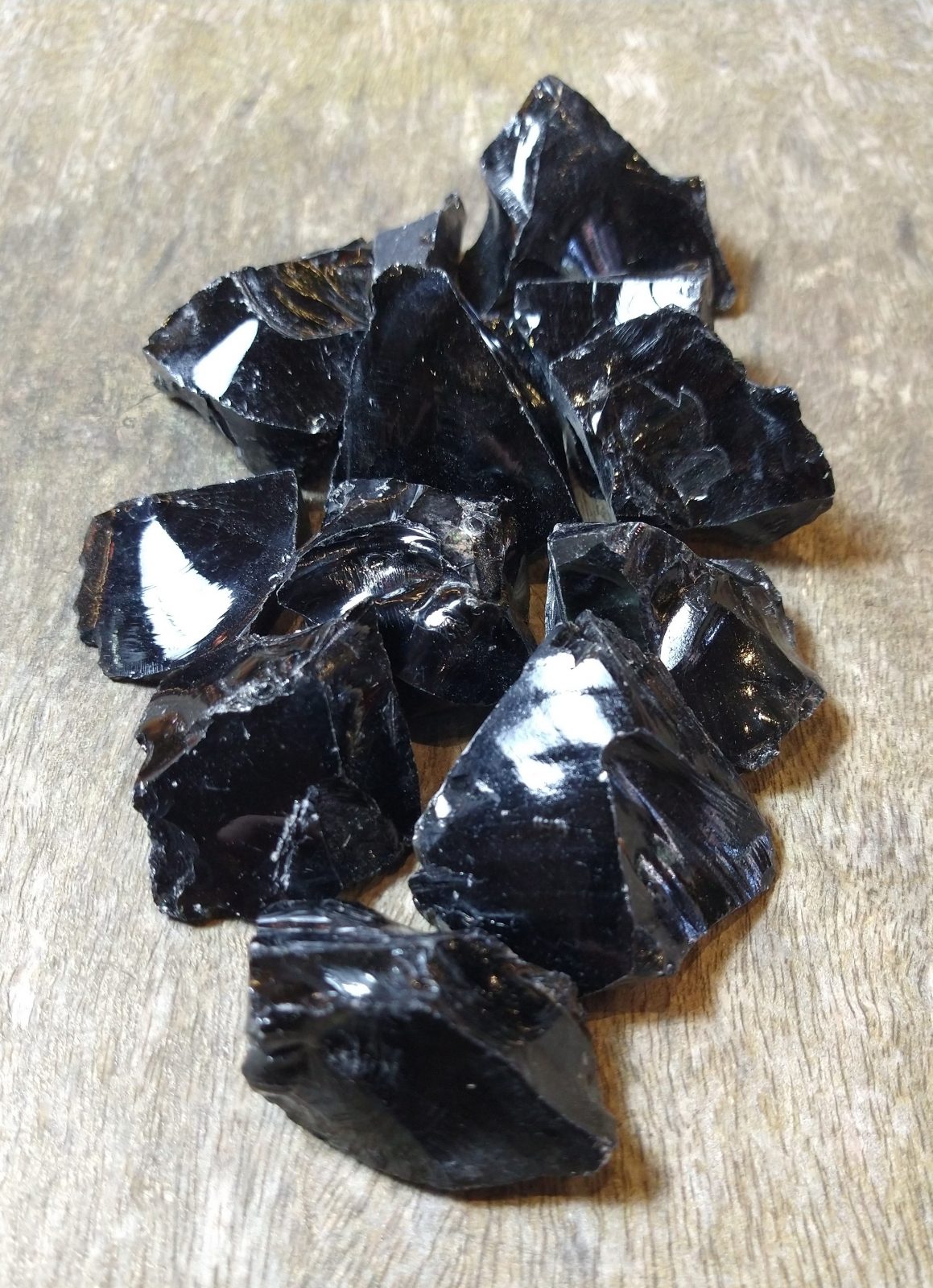 Rough Crystals: Black Obsidian Chunks (Approx 5x4x2cm) - Qi Crystals